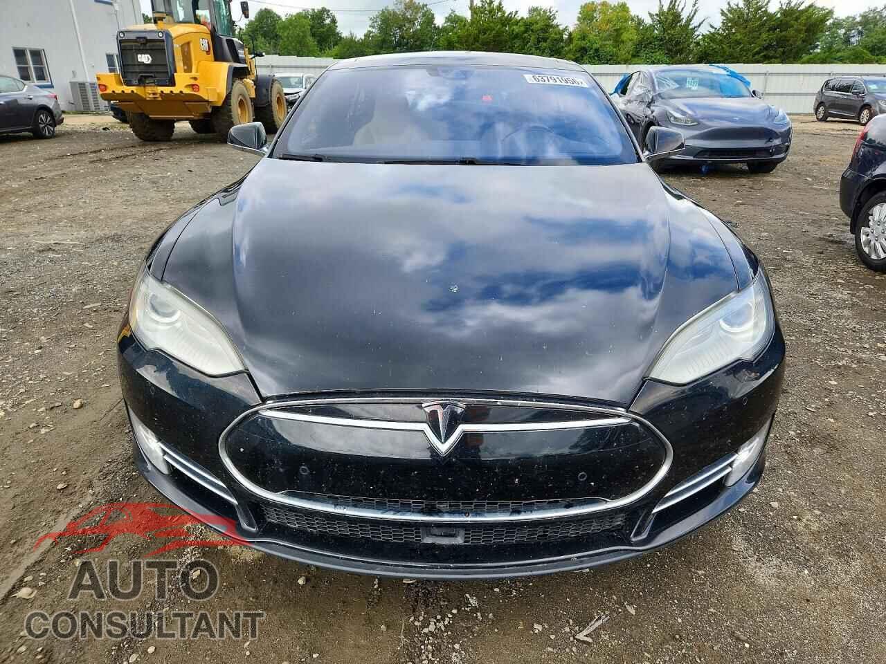TESLA MODEL S 2014 - 5YJSA1H27EFP66110