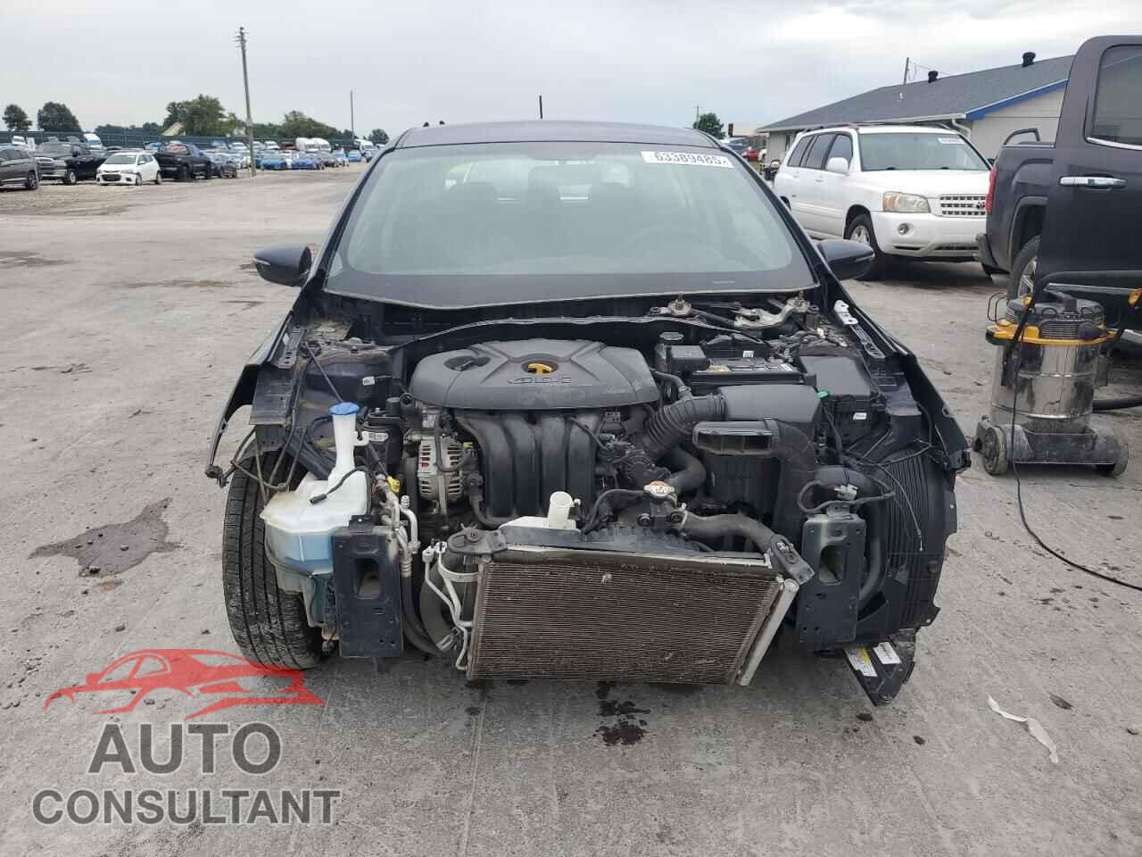KIA FORTE 2017 - KNAFK5A88H5680814