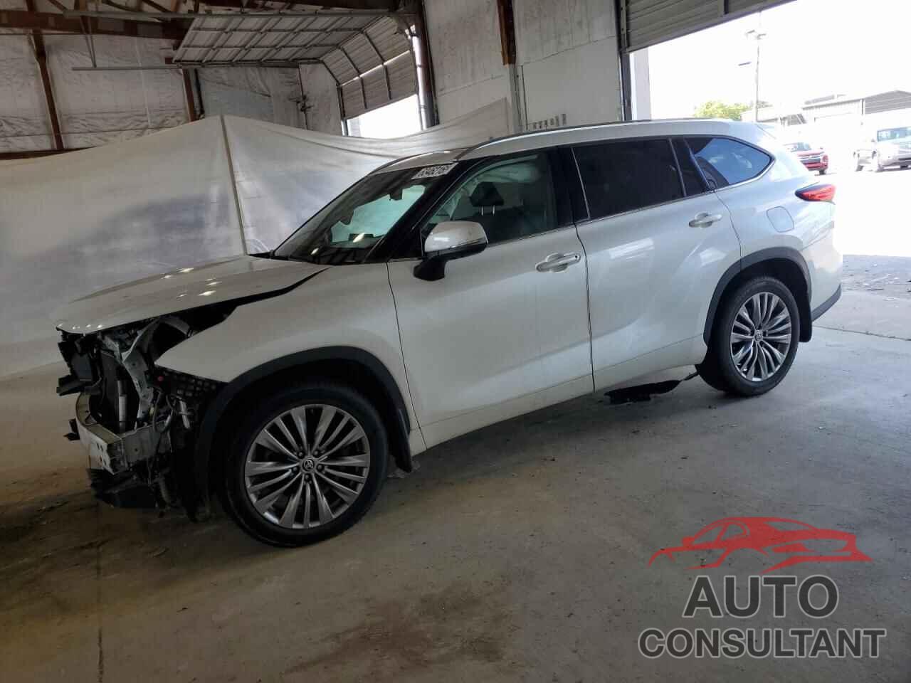 TOYOTA HIGHLANDER 2021 - 5TDFZRBH0MS137305