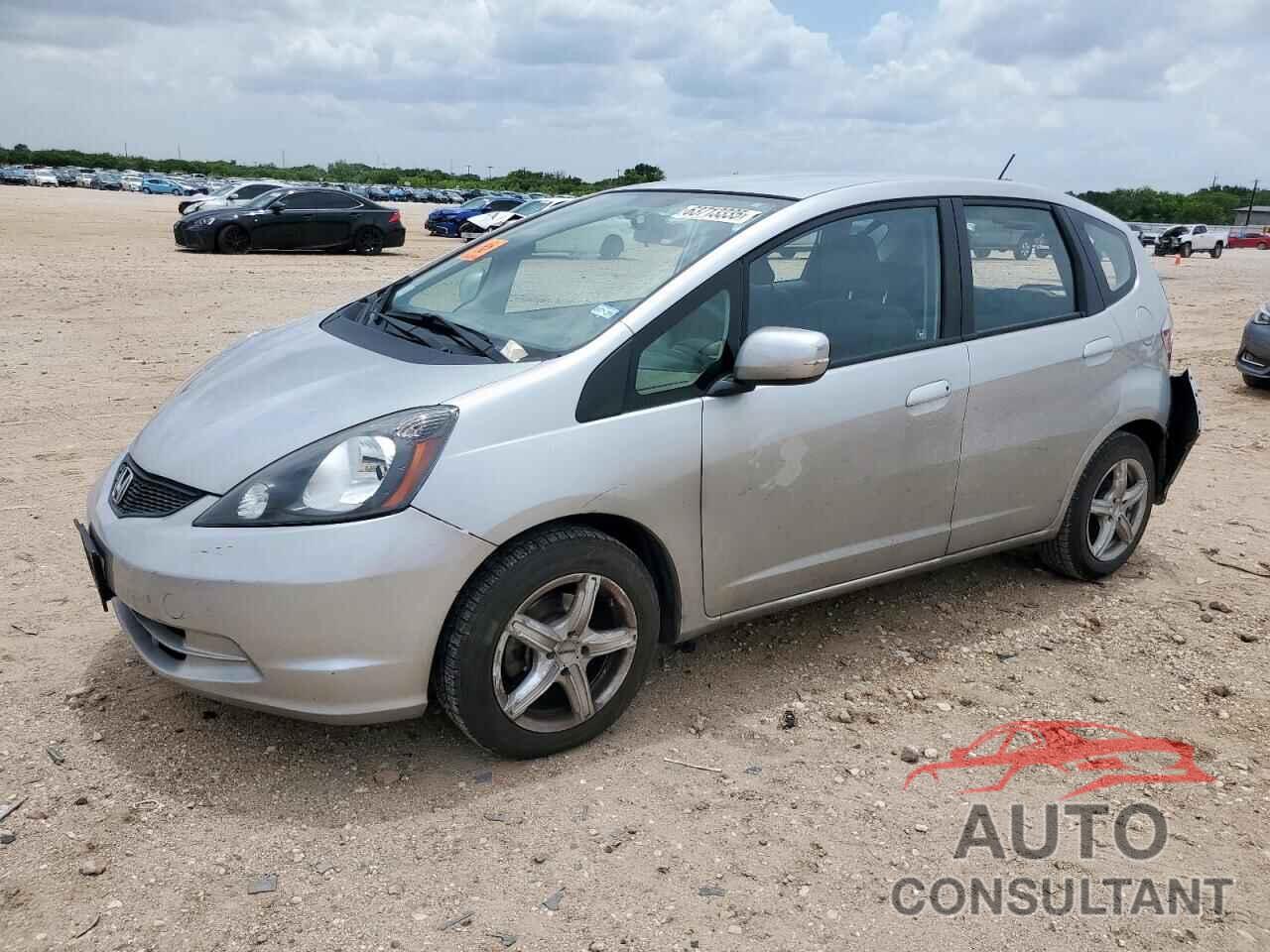 HONDA FIT 2013 - JHMGE8G30DC032870