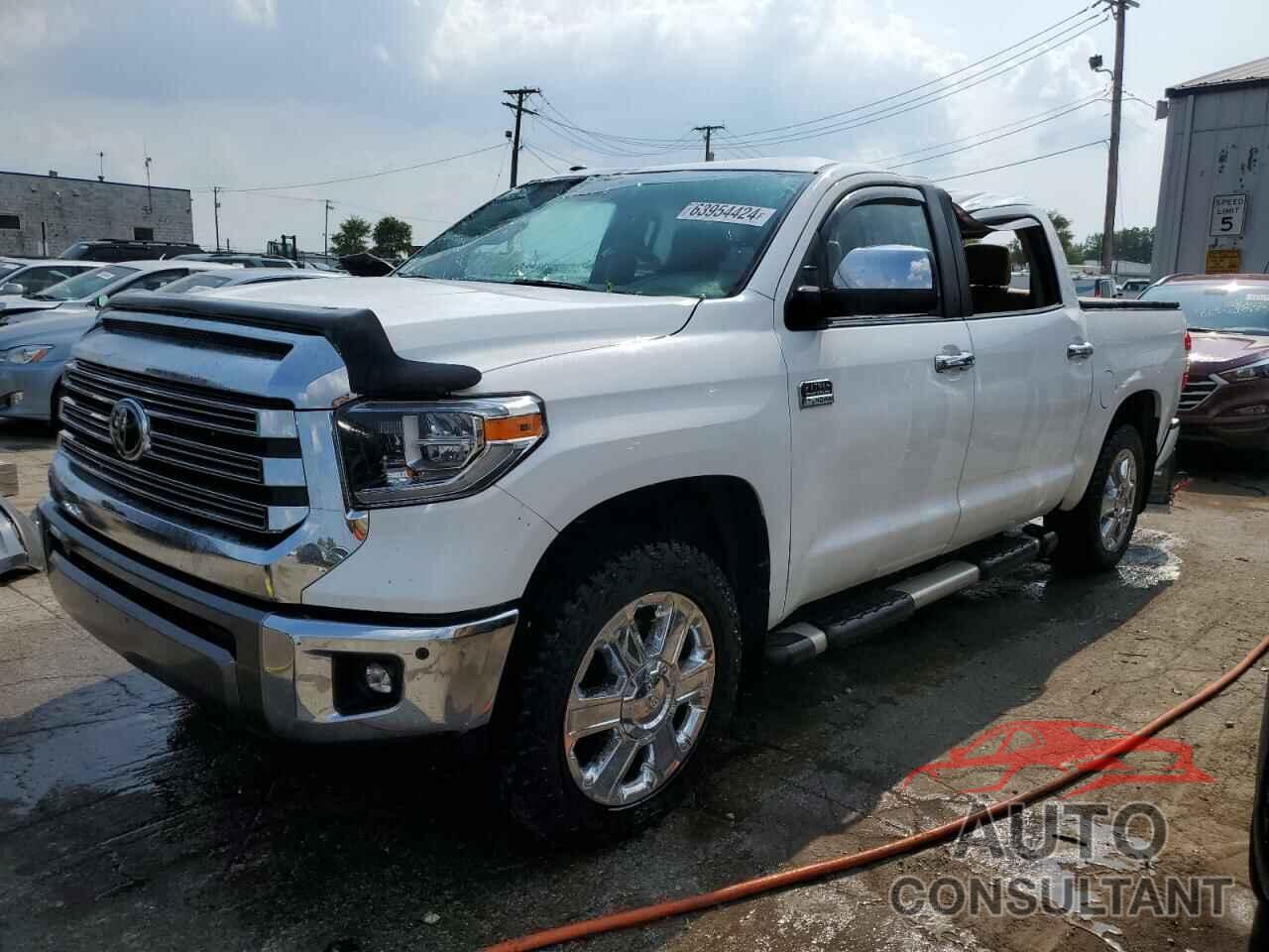 TOYOTA TUNDRA 2018 - 5TFAW5F1XJX739241