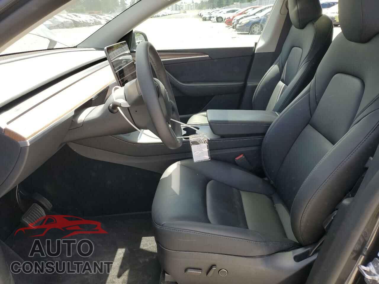 TESLA MODEL Y 2024 - 7SAYGDED1RF053003