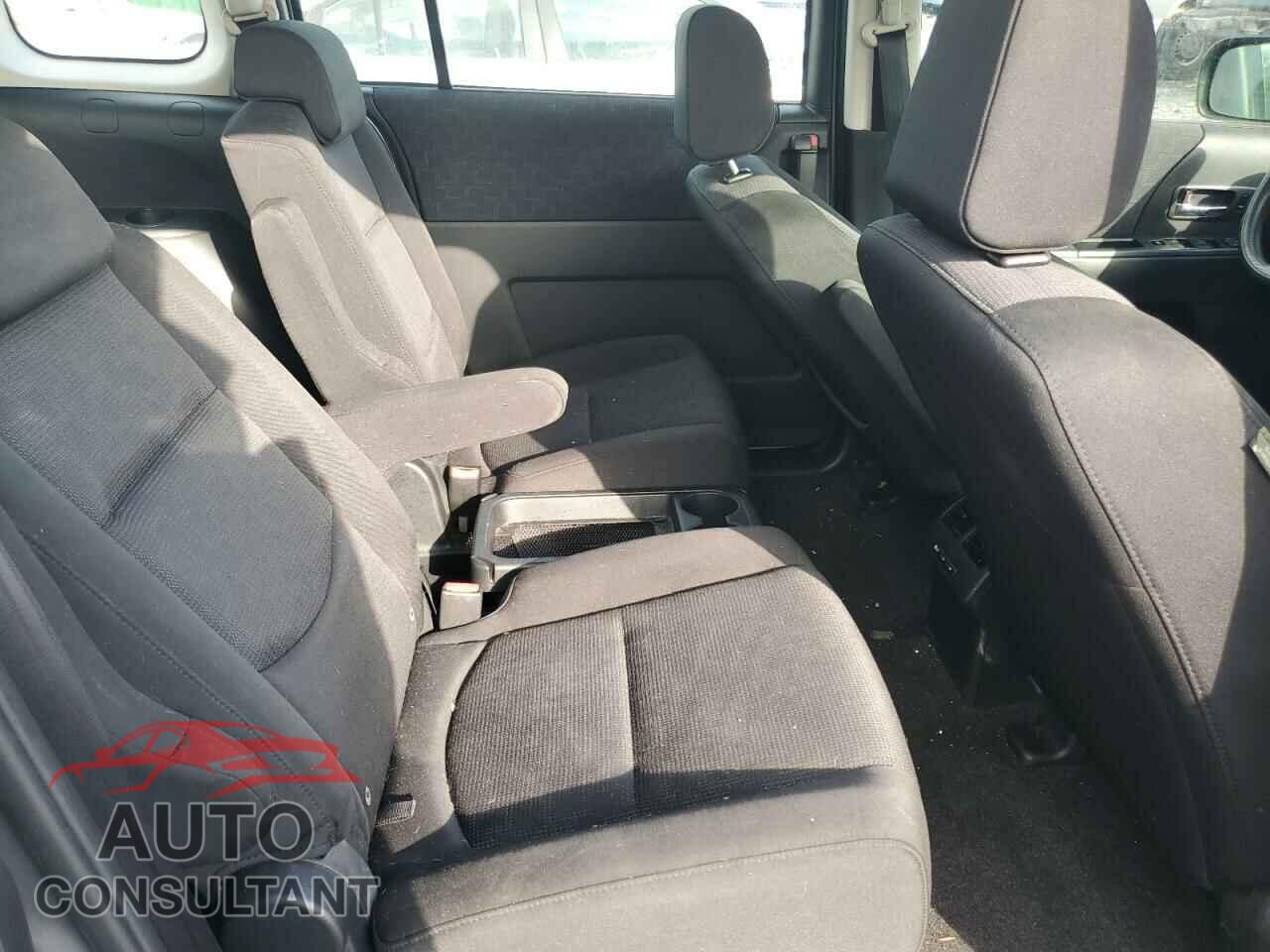 MAZDA 5 2010 - JM1CR2W33A0362681