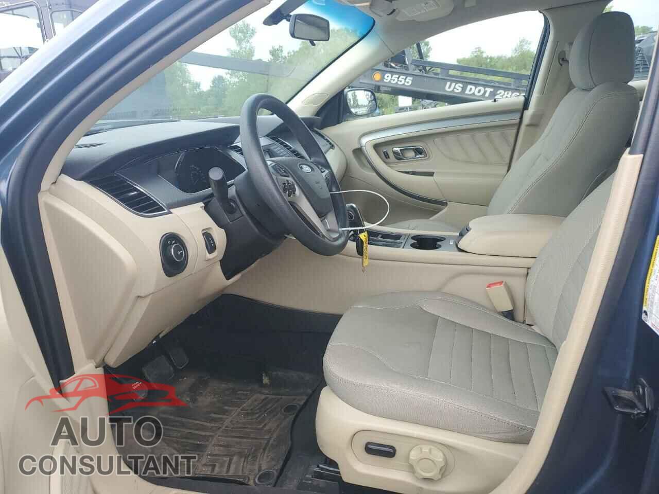 FORD TAURUS 2019 - 1FAHP2D87KG102521