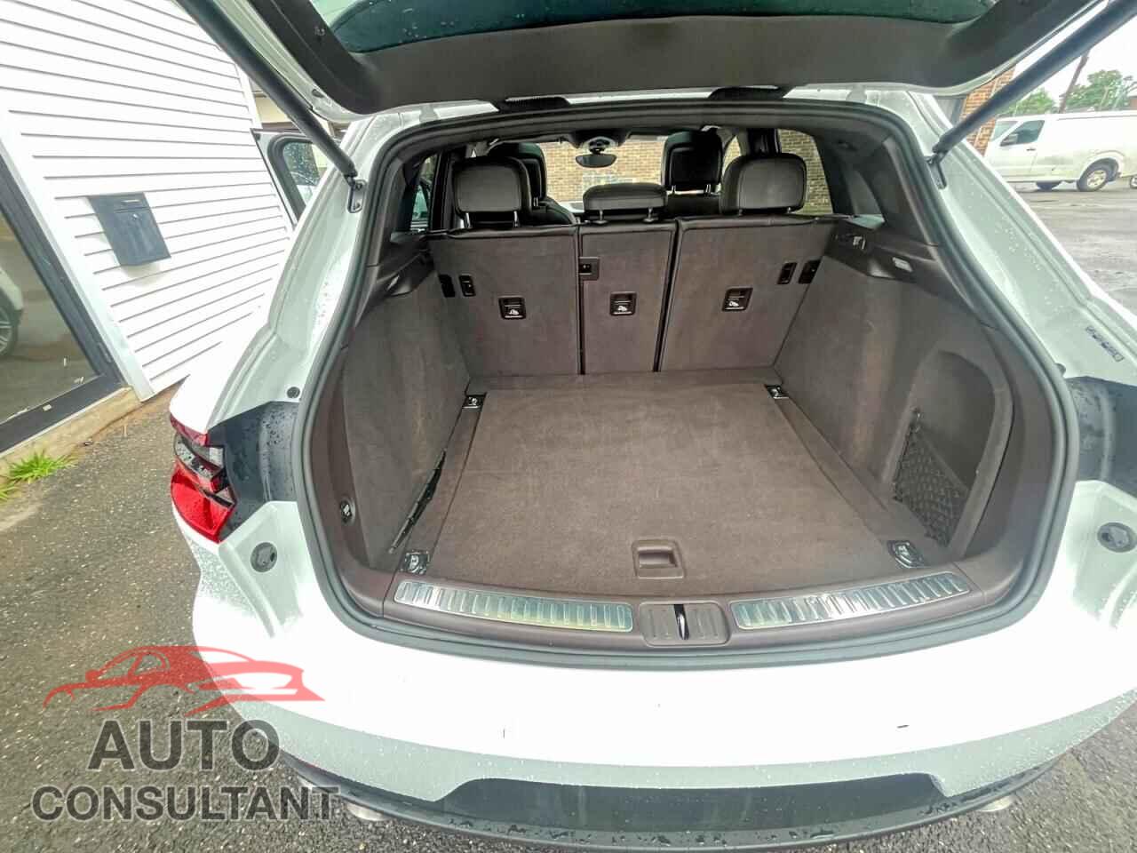 PORSCHE MACAN 2015 - WP1AB2A59FLB63160