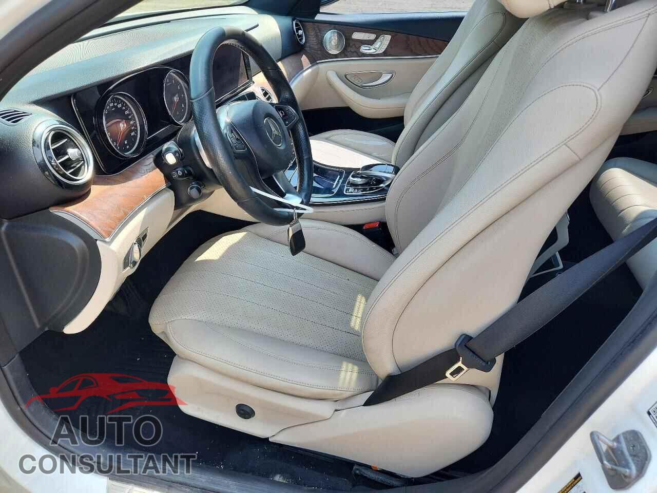 MERCEDES-BENZ E-CLASS 2017 - WDDZF4KB2HA030205