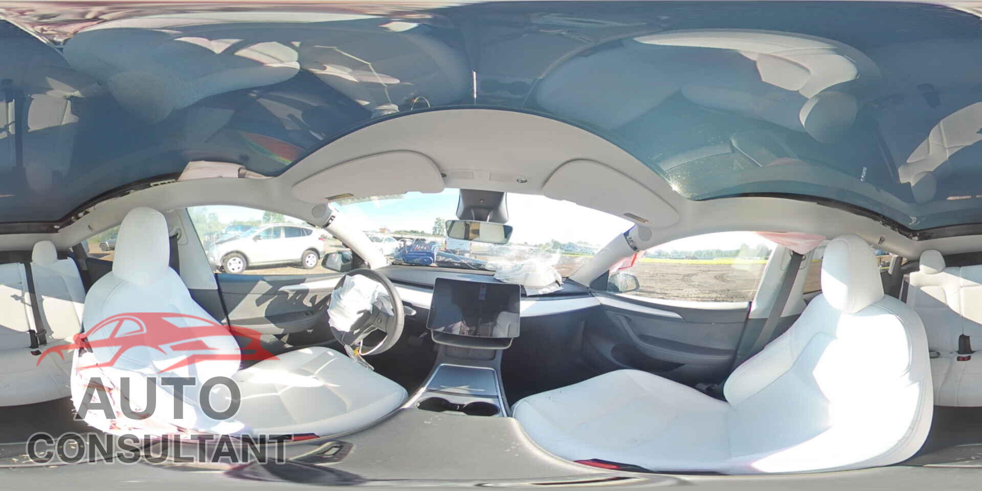 TESLA MODEL Y 2024 - 7SAYGDEE6RF201154