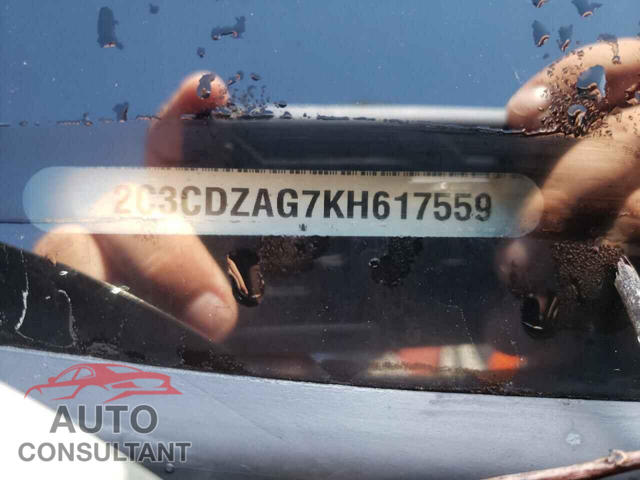 DODGE CHALLENGER 2019 - 2C3CDZAG7KH617559