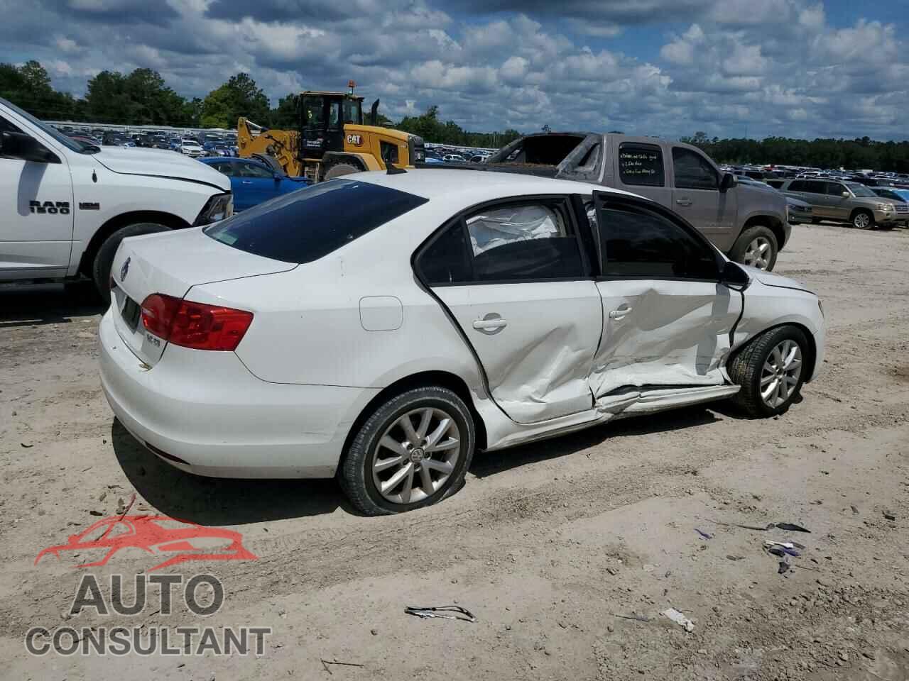 VOLKSWAGEN JETTA 2012 - 3VWDX7AJ5CM361641