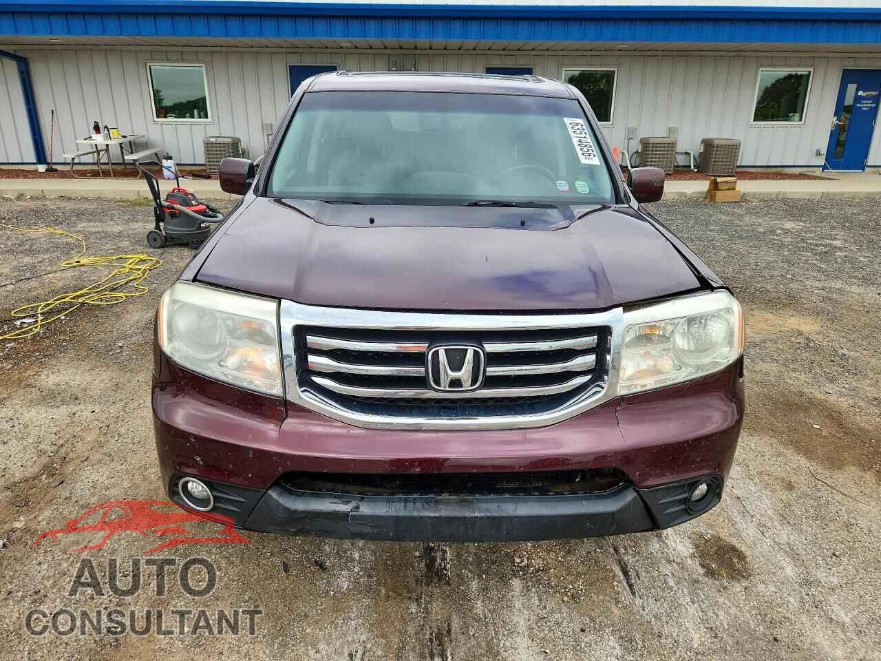 HONDA PILOT 2015 - 5FNYF4H56FB020062