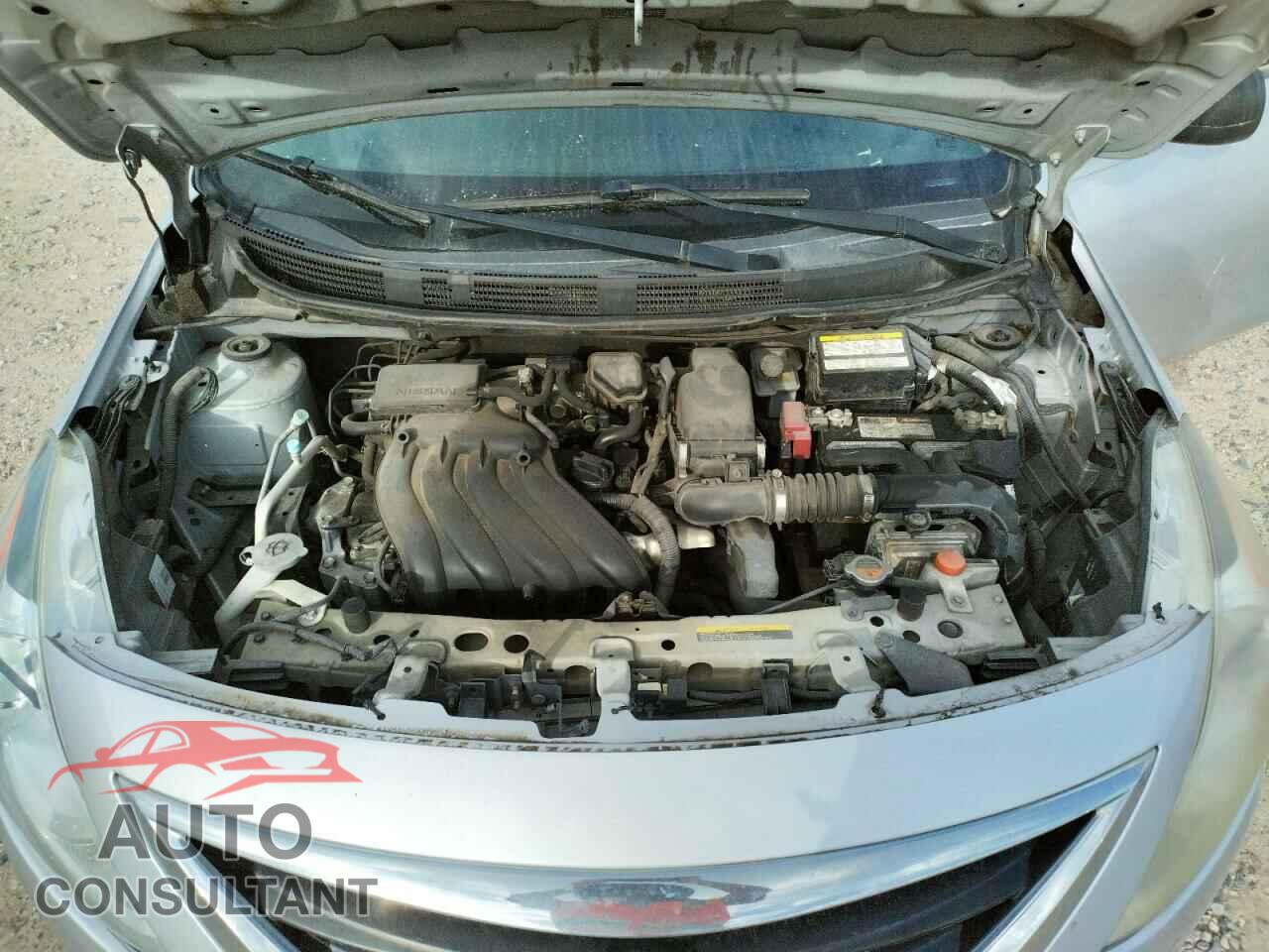 NISSAN VERSA 2015 - 3N1CN7AP4FL847329