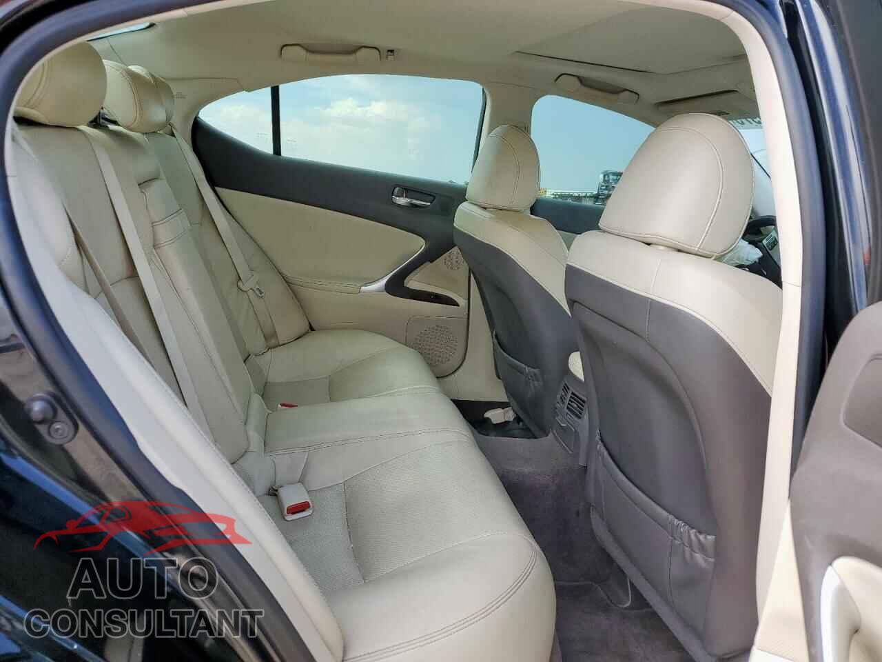 LEXUS IS 2012 - JTHBF5C22C5178113