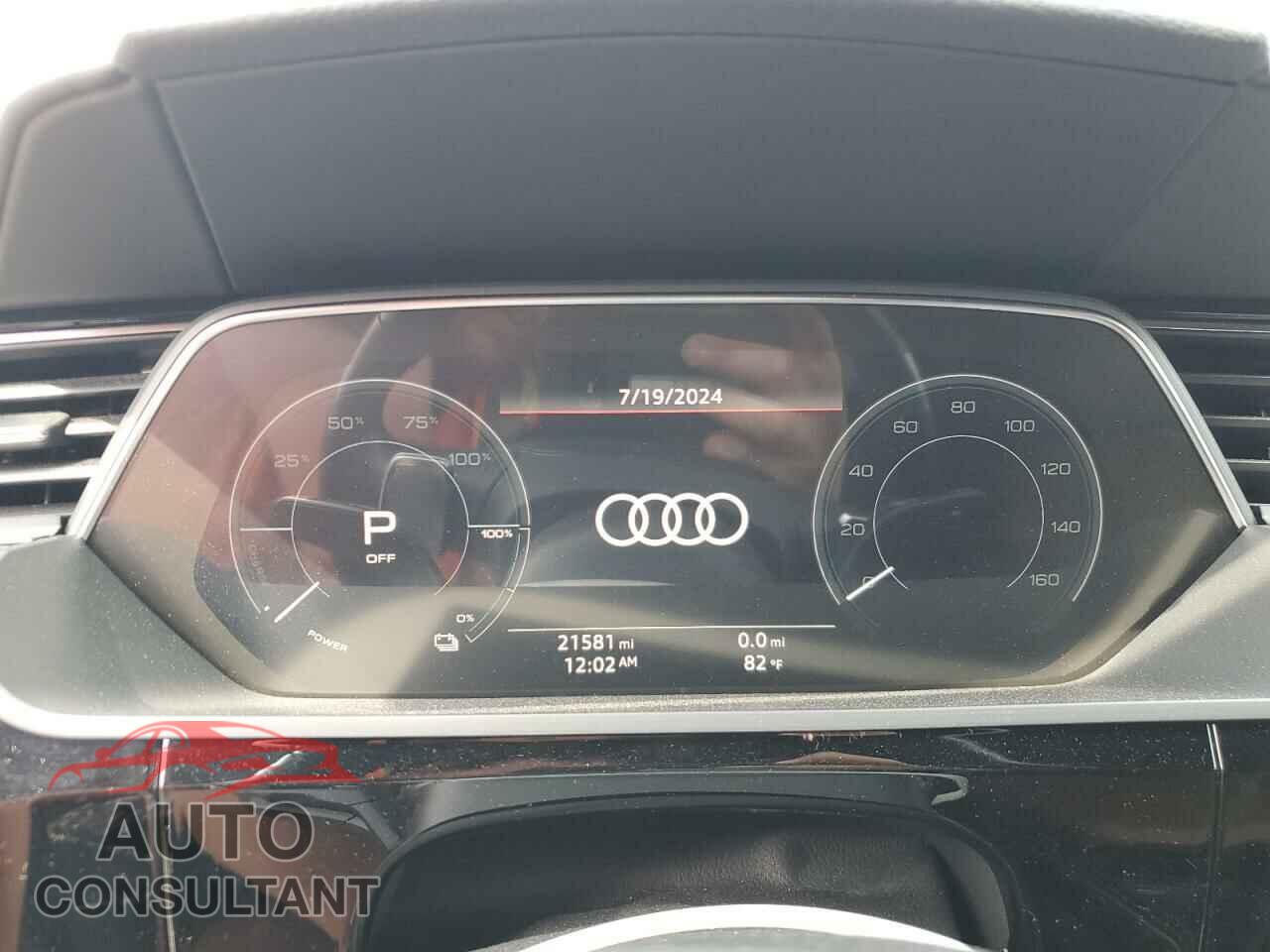 AUDI E-TRON 2019 - WA1VAAGE0KB018168