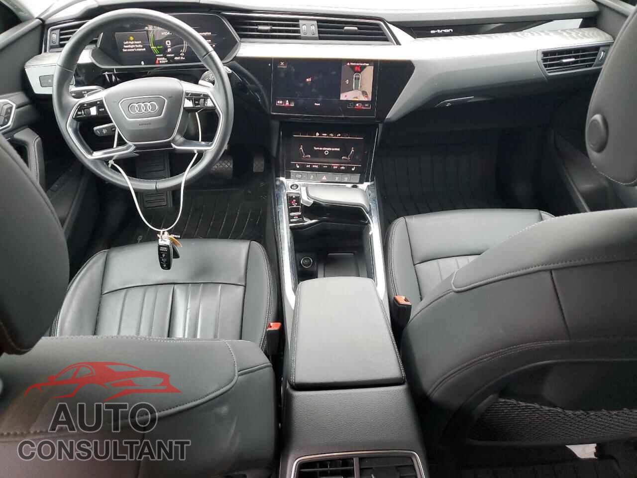 AUDI E-TRON 2022 - WA1AAAGE2NB047044