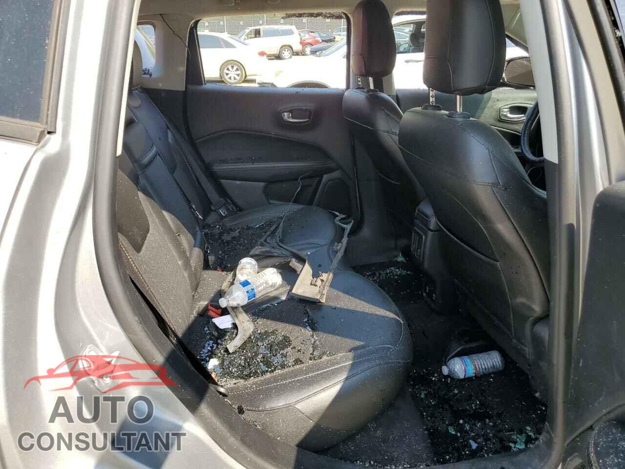 JEEP COMPASS 2019 - 3C4NJDBB4KT592744