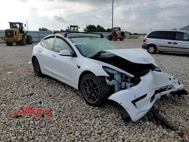 TESLA MODEL 3 2022 - 5YJ3E1EB4NF132895