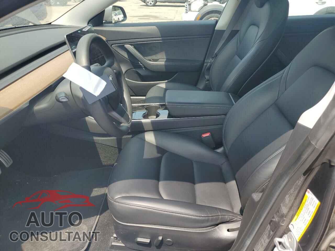TESLA MODEL 3 2019 - 5YJ3E1EB1KF438741