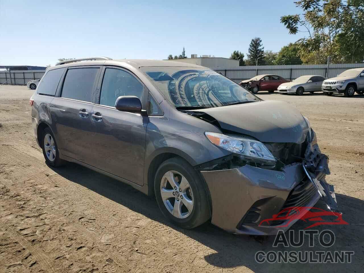 TOYOTA SIENNA 2019 - 5TDKZ3DC0KS010791