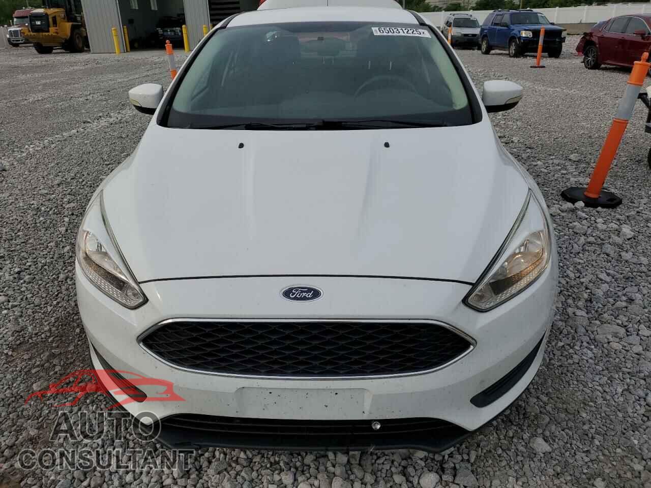 FORD FOCUS 2017 - 1FADP3F29HL213570