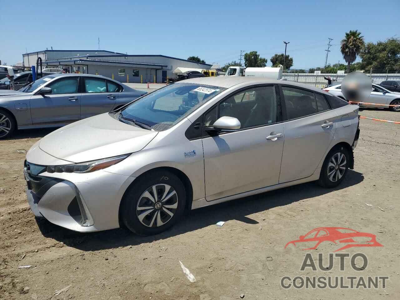 TOYOTA PRIUS 2018 - JTDKARFP0J3088238