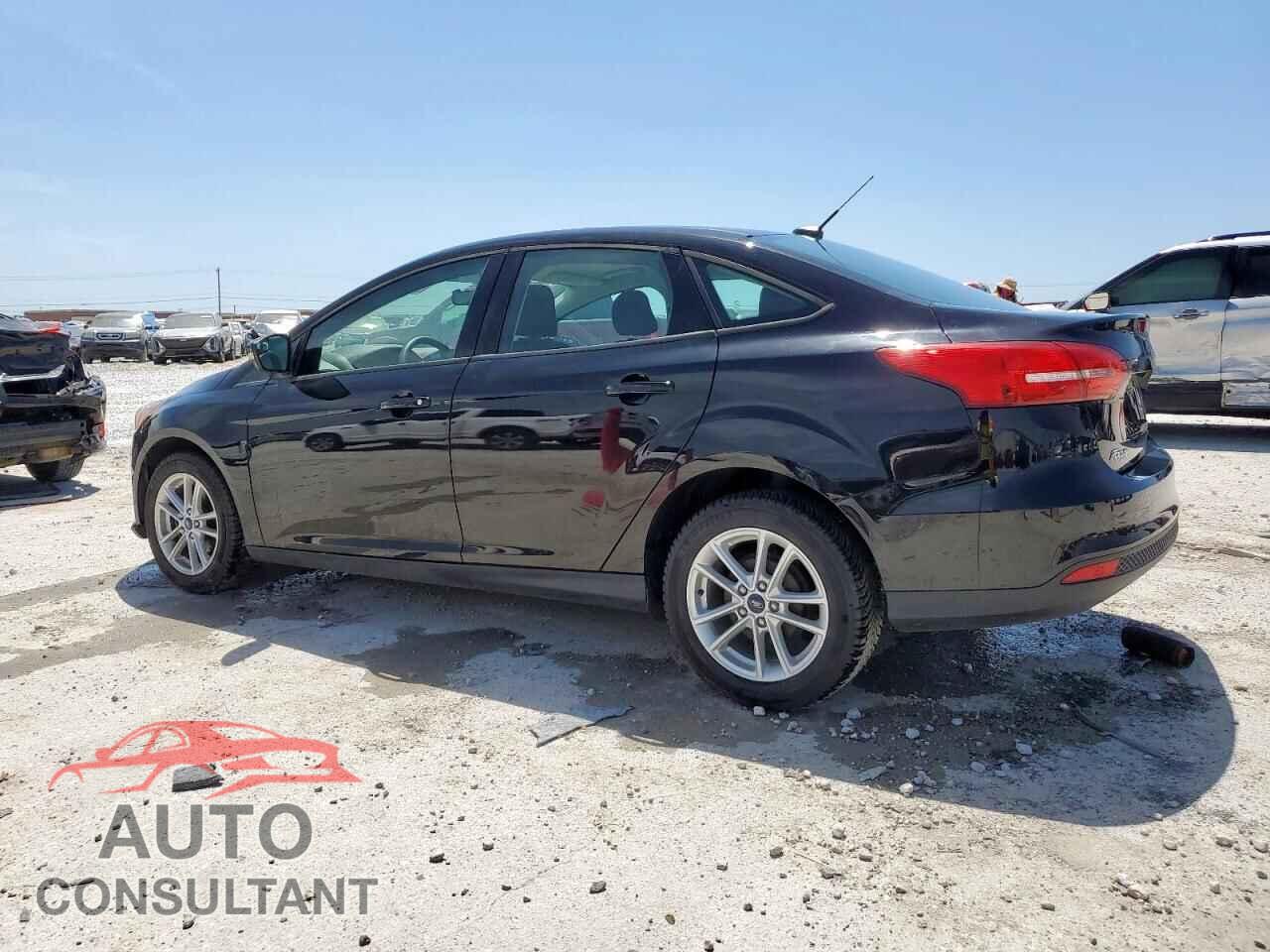FORD FOCUS 2017 - 1FADP3F22HL329614