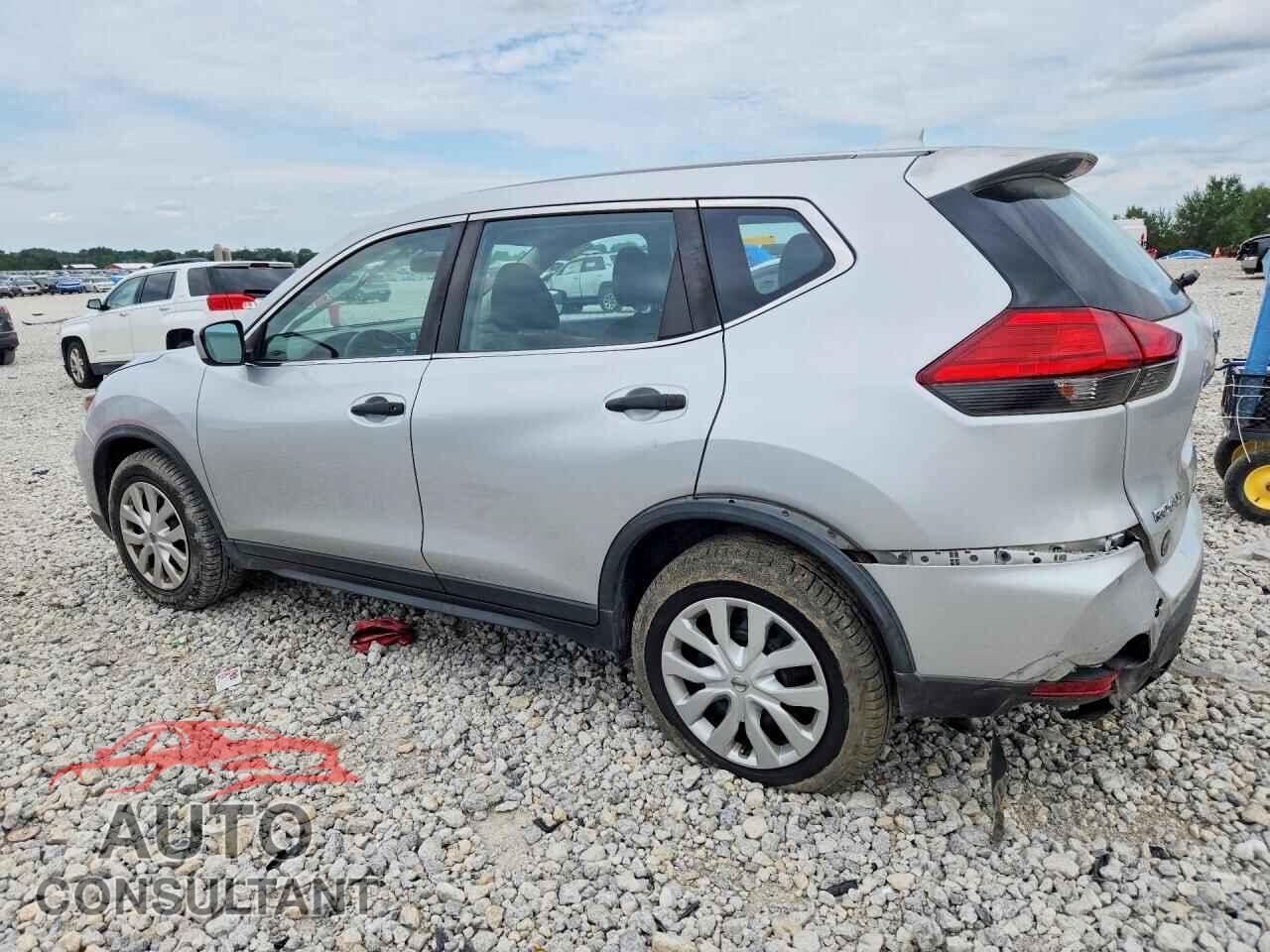 NISSAN ROGUE 2017 - KNMAT2MV4HP515549