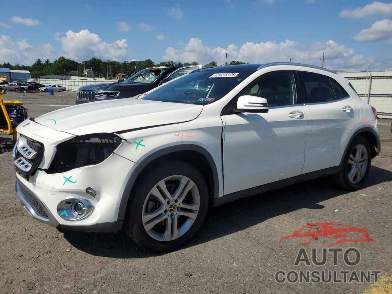 MERCEDES-BENZ GLA-CLASS 2019 - WDCTG4GB7KU016838