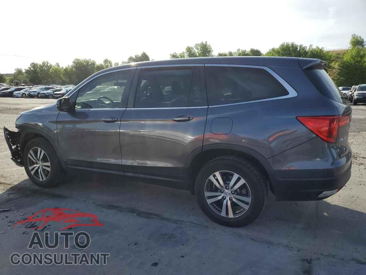 HONDA PILOT 2017 - 5FNYF6H32HB063486
