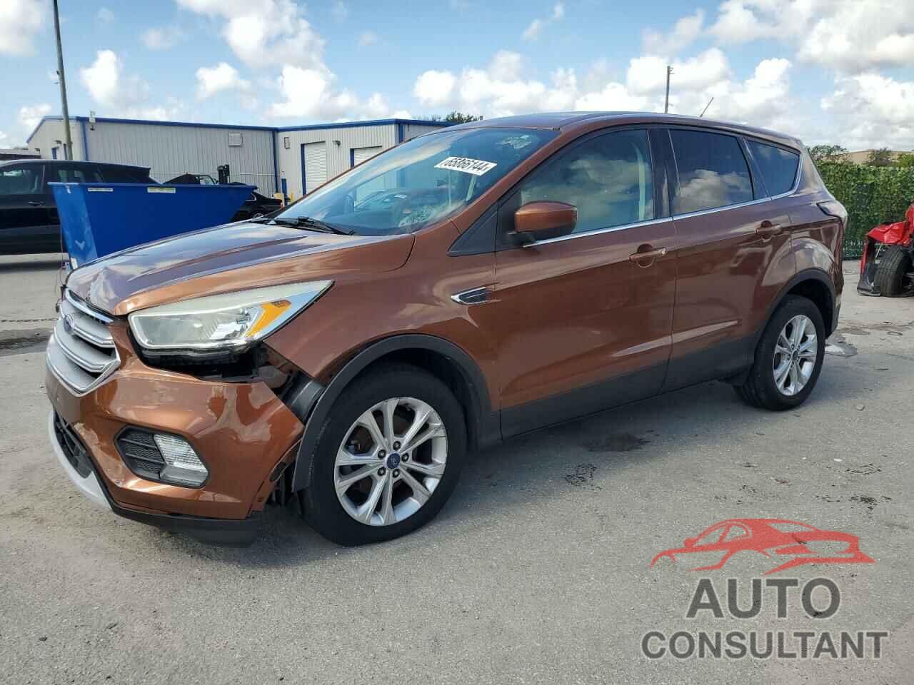 FORD ESCAPE 2017 - 1FMCU0GD1HUC72406