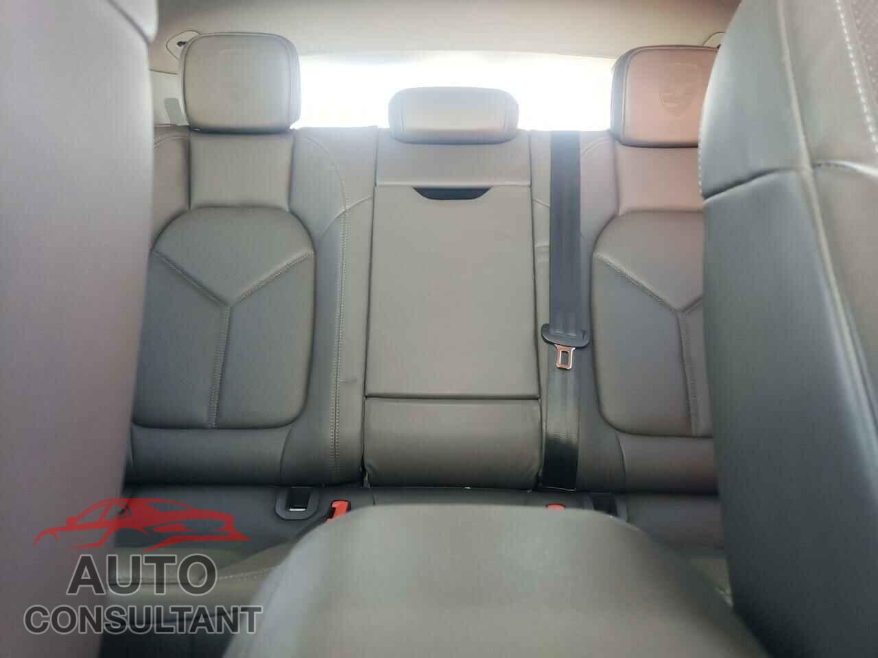 PORSCHE MACAN 2017 - WP1AA2A54HLB04703