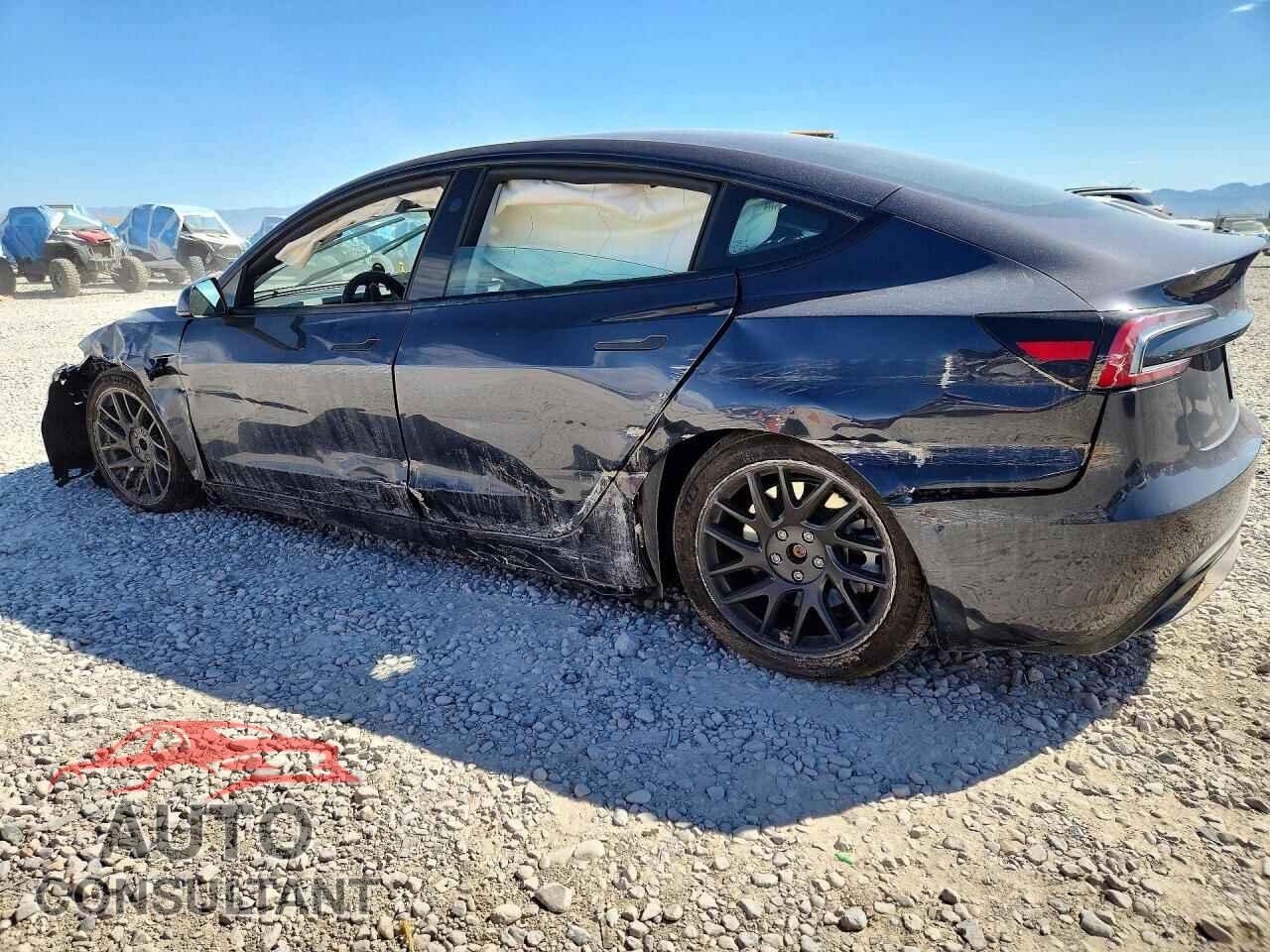 TESLA MODEL 3 2026 - 5YJ3E1EA7TF184431