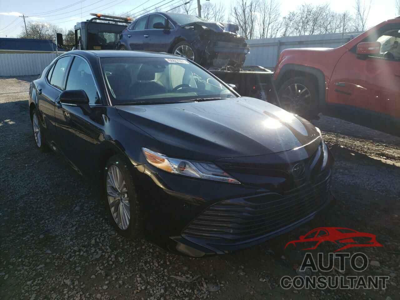 TOYOTA CAMRY 2018 - 4T1BZ1HK7JU010735