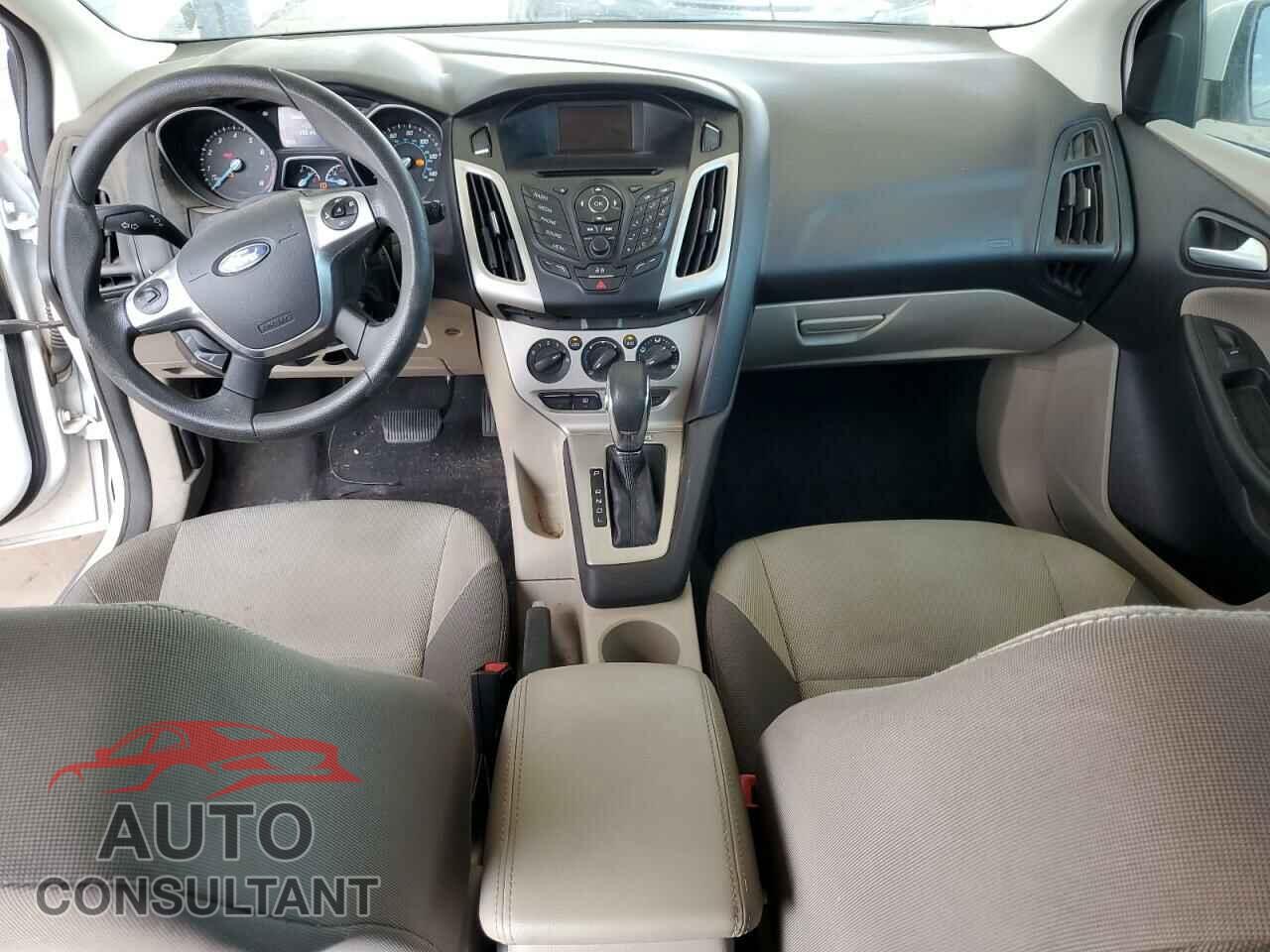 FORD FOCUS 2014 - 1FADP3K24EL210660