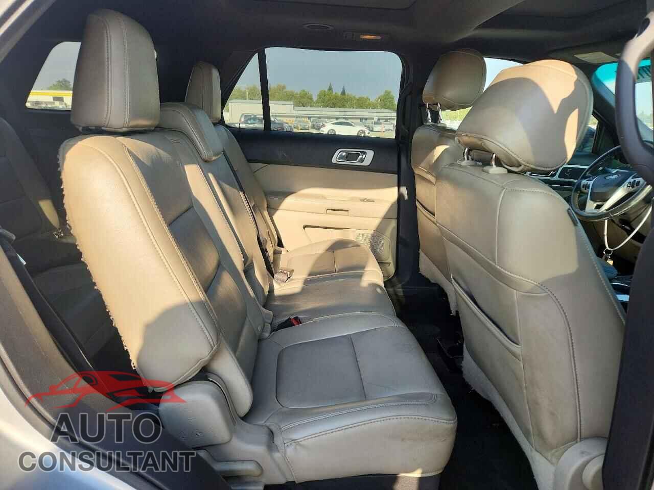 FORD EXPLORER 2011 - 1FMHK8D89BGA18692
