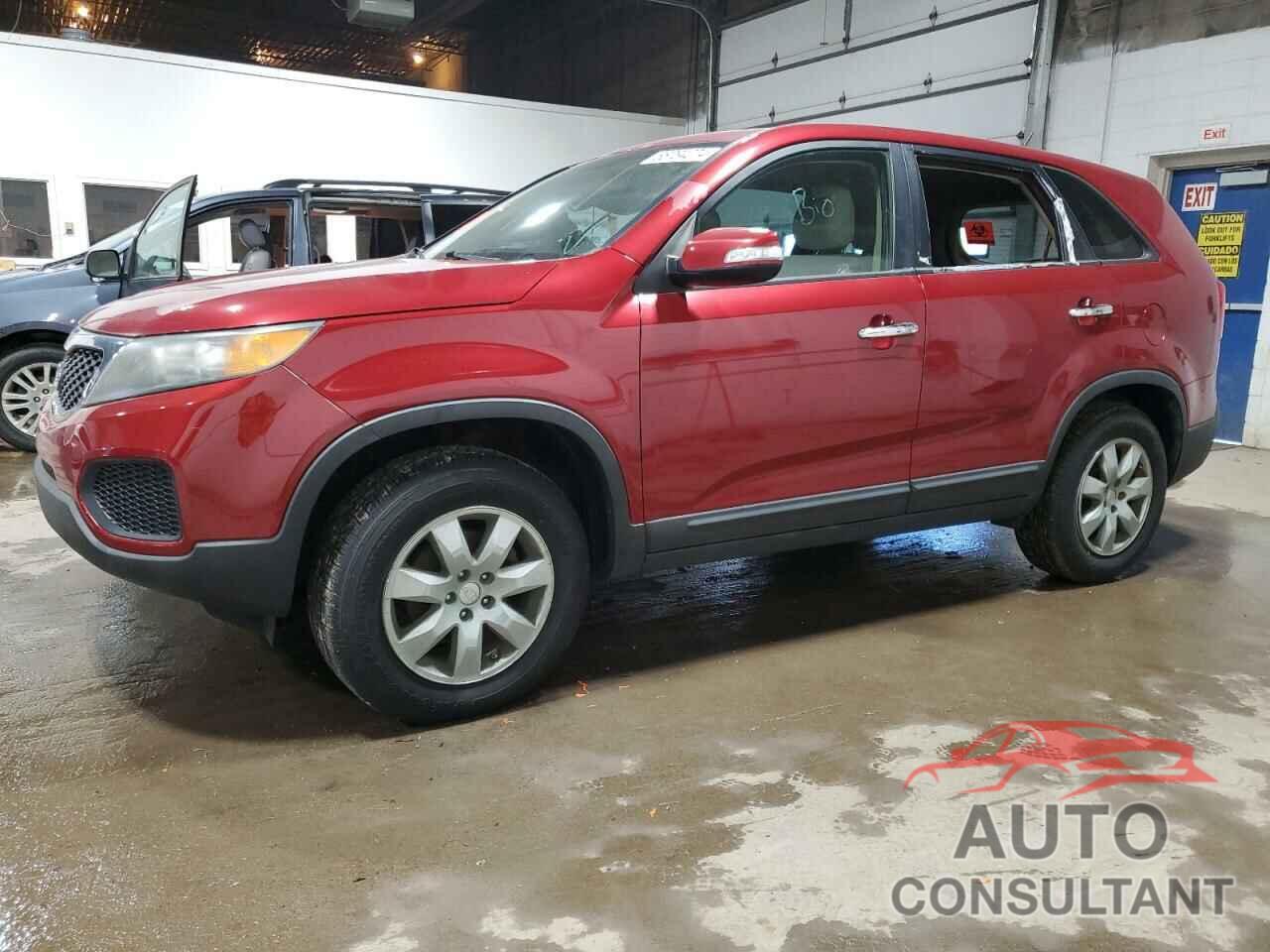 KIA SORENTO 2011 - 5XYKT3A10BG077246