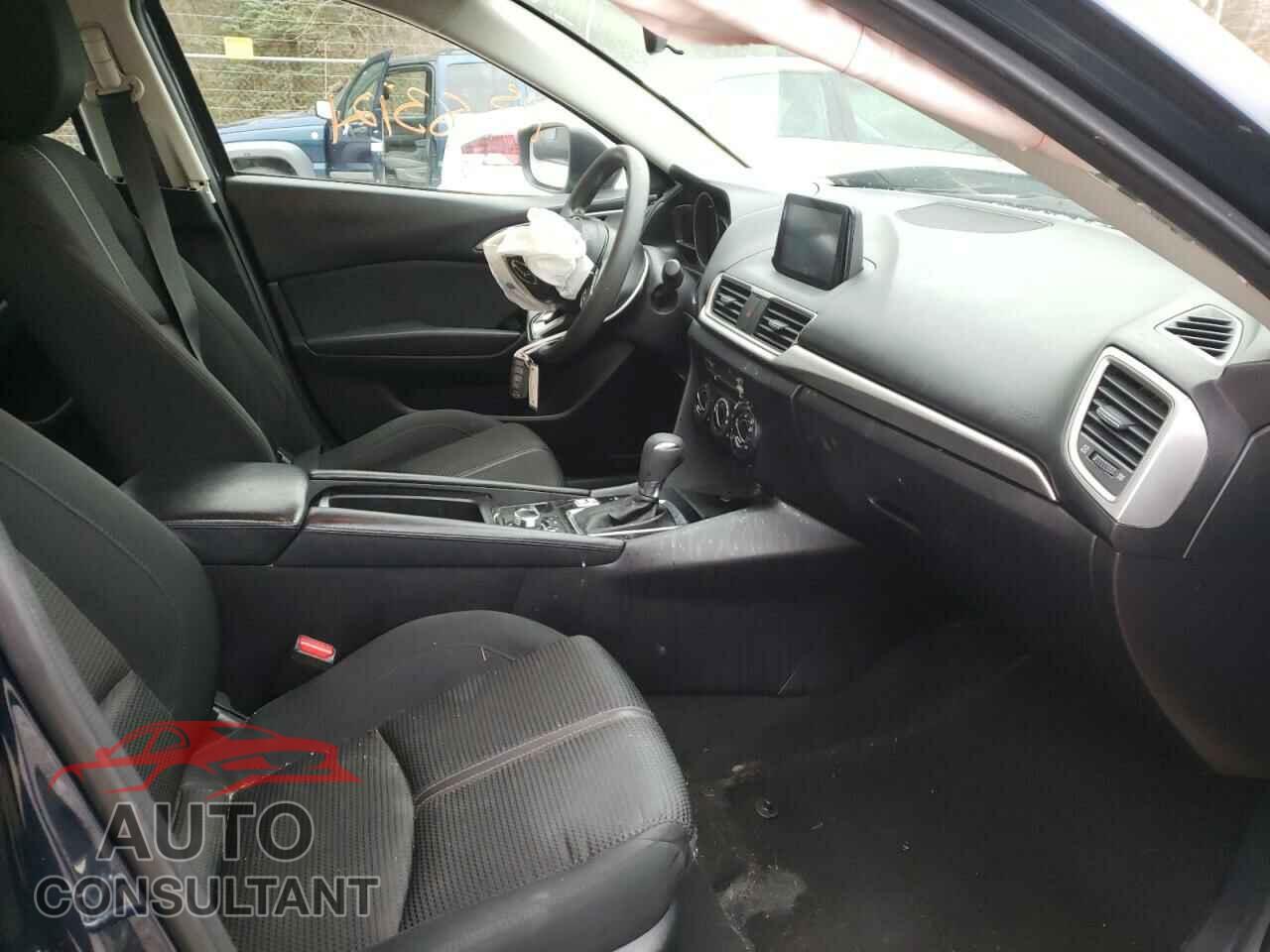 MAZDA 3 2017 - 3MZBN1U79HM103429