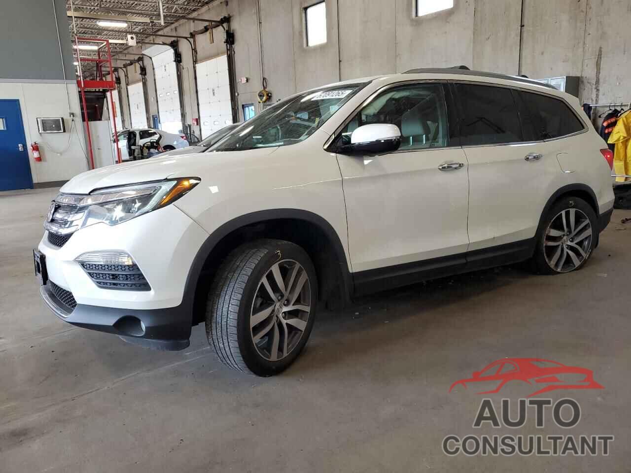 HONDA PILOT 2018 - 5FNYF6H00JB062235