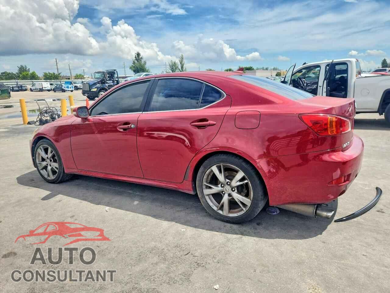 LEXUS IS 2010 - JTHBF5C29A2100006