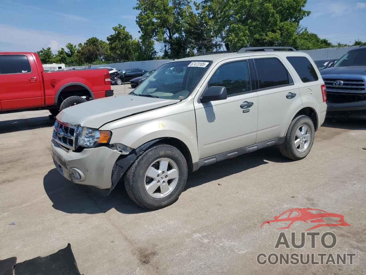 FORD ESCAPE 2009 - 1FMCU03769KB78941