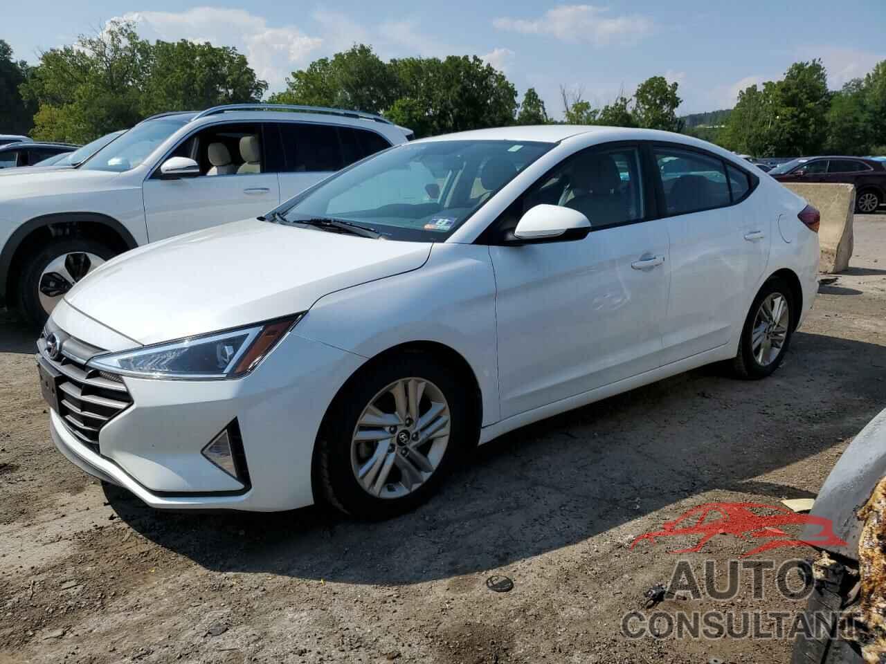 HYUNDAI ELANTRA 2019 - 5NPD84LF7KH472901