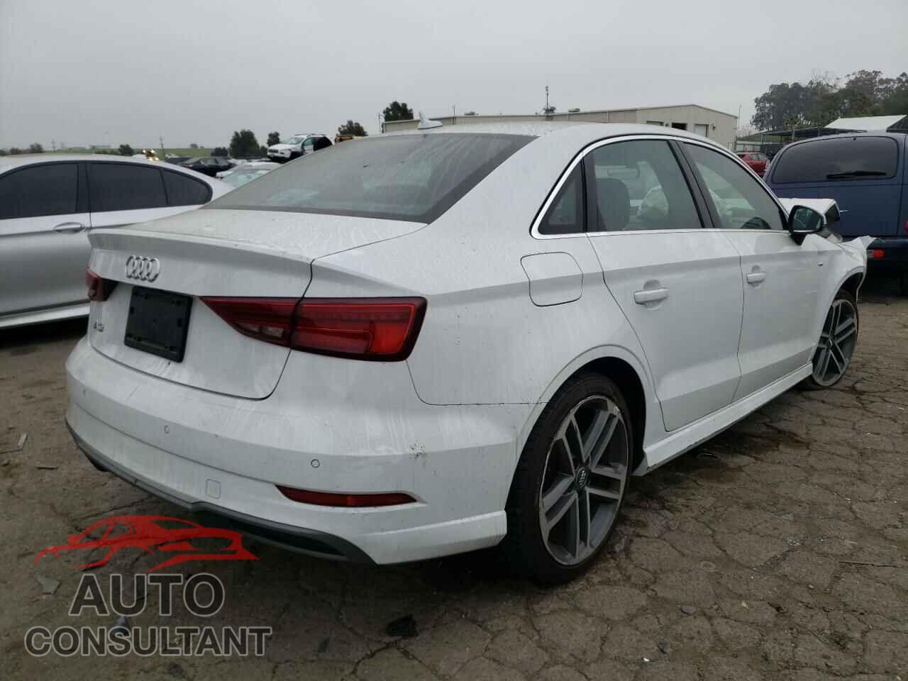 AUDI A3 2017 - WAUGUGFF3H1036744