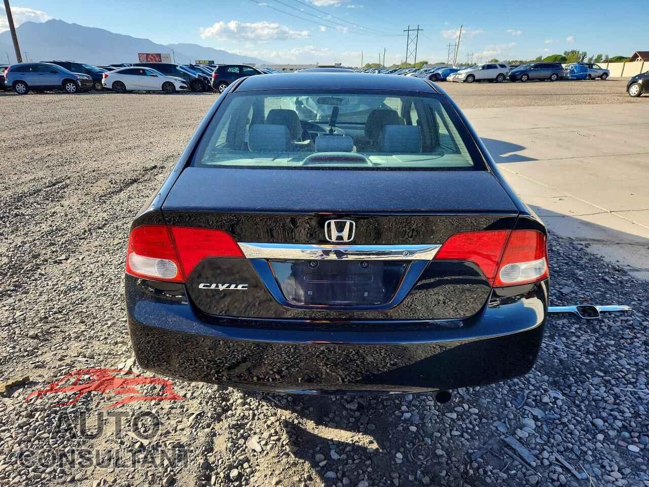 HONDA CIVIC 2010 - 19XFA1F5XAE021687