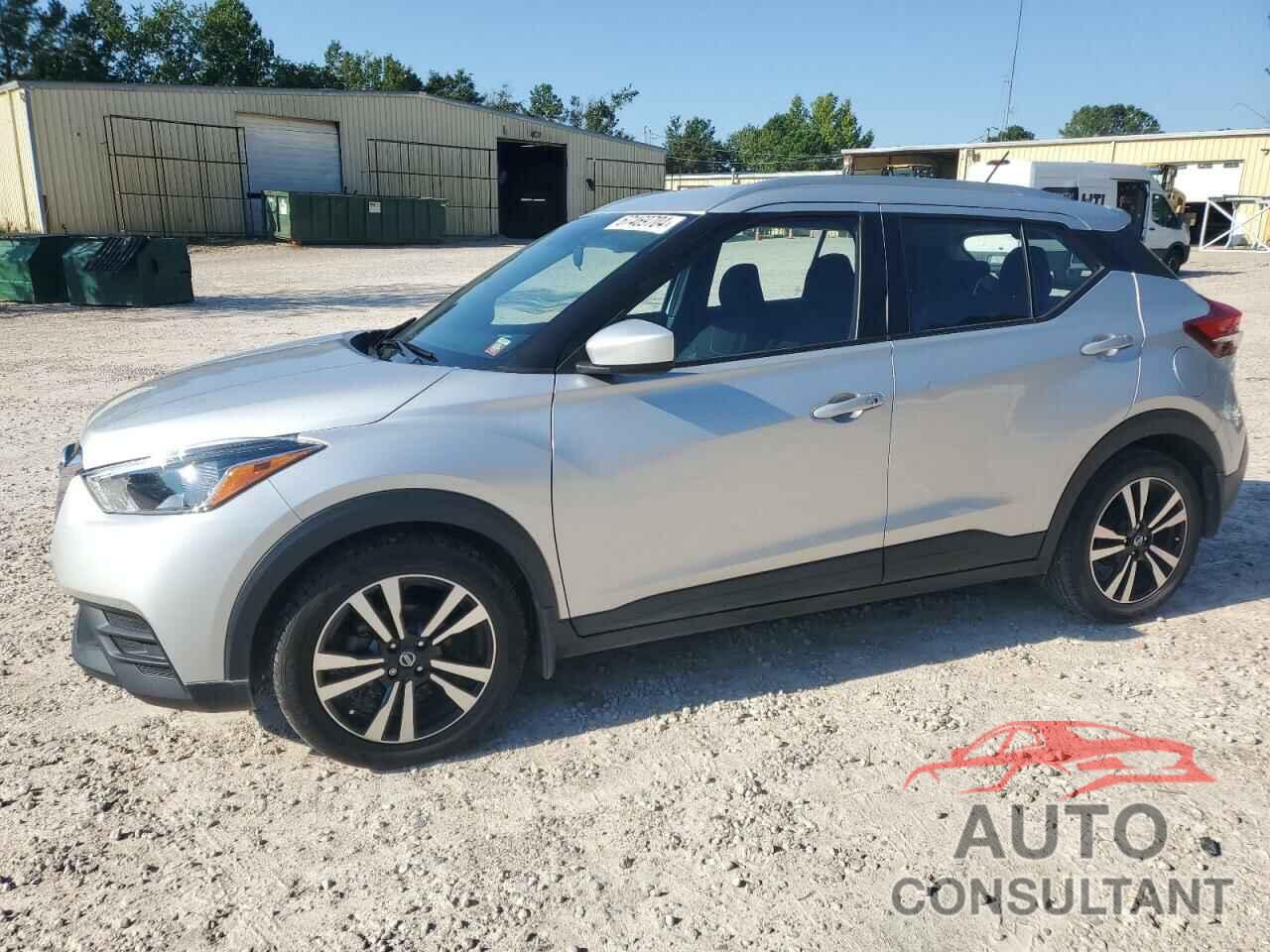 NISSAN KICKS 2018 - 3N1CP5CU2JL533088