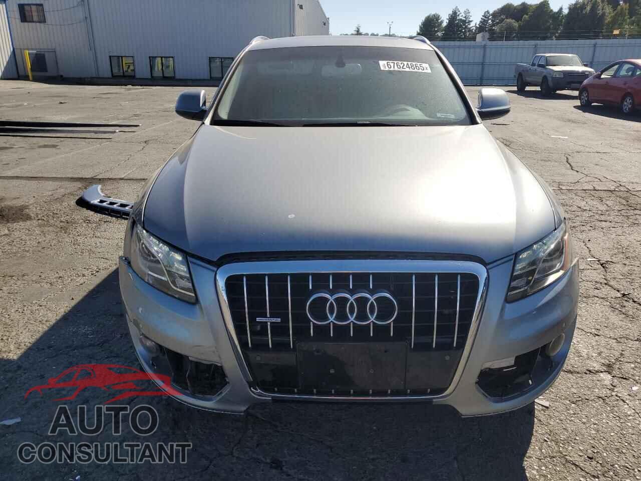 AUDI Q5 2010 - WA1LKAFP9AA026460