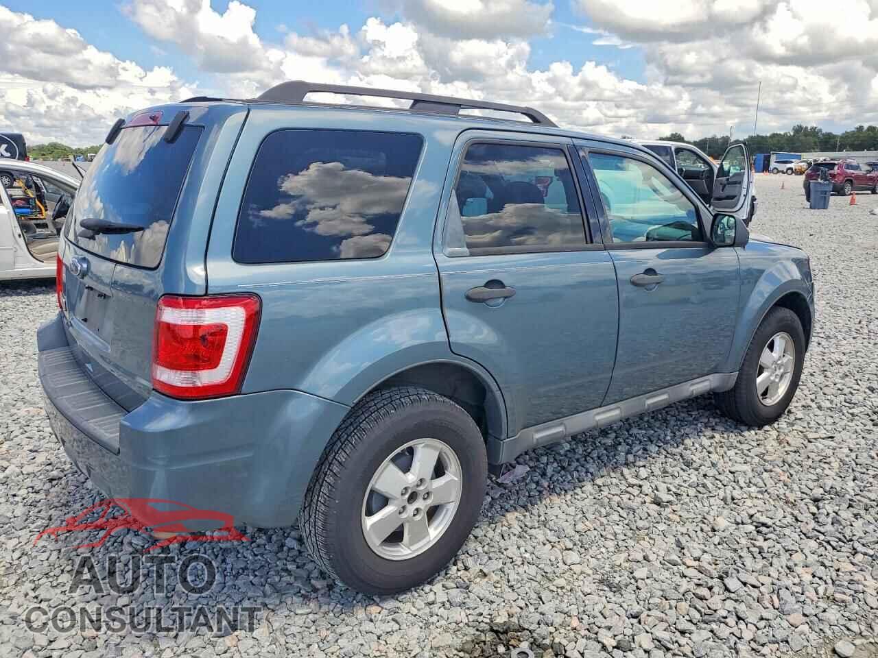 FORD ESCAPE 2012 - 1FMCU0D79CKB87123