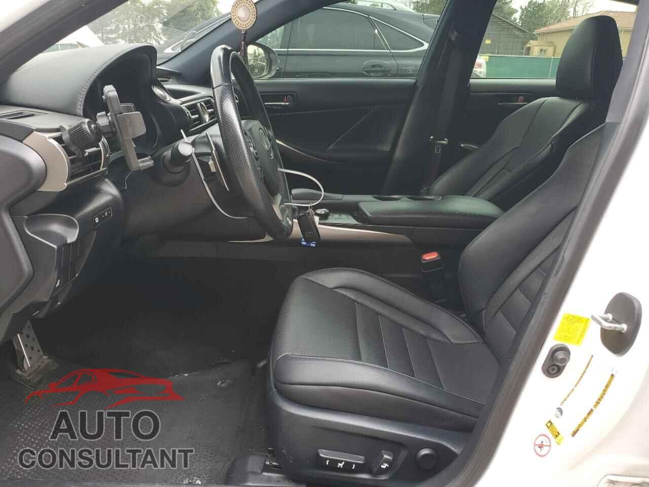 LEXUS IS 2015 - JTHCF1D25F5020364