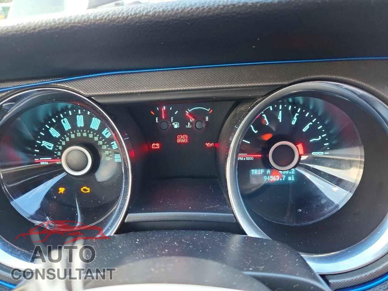 FORD MUSTANG 2014 - 1ZVBP8AM0E5333519