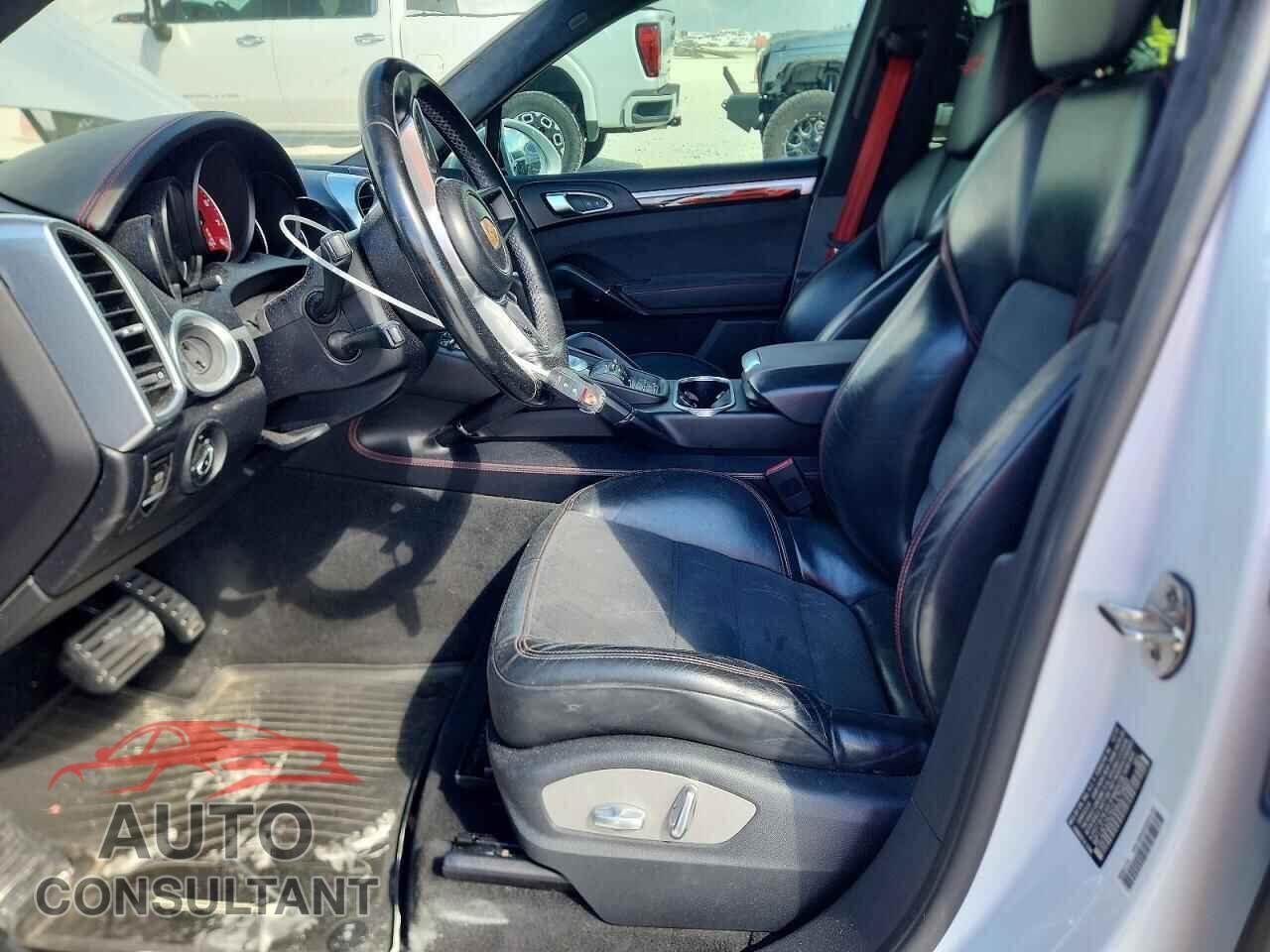 PORSCHE CAYENNE 2016 - WP1AD2A26GLA79489