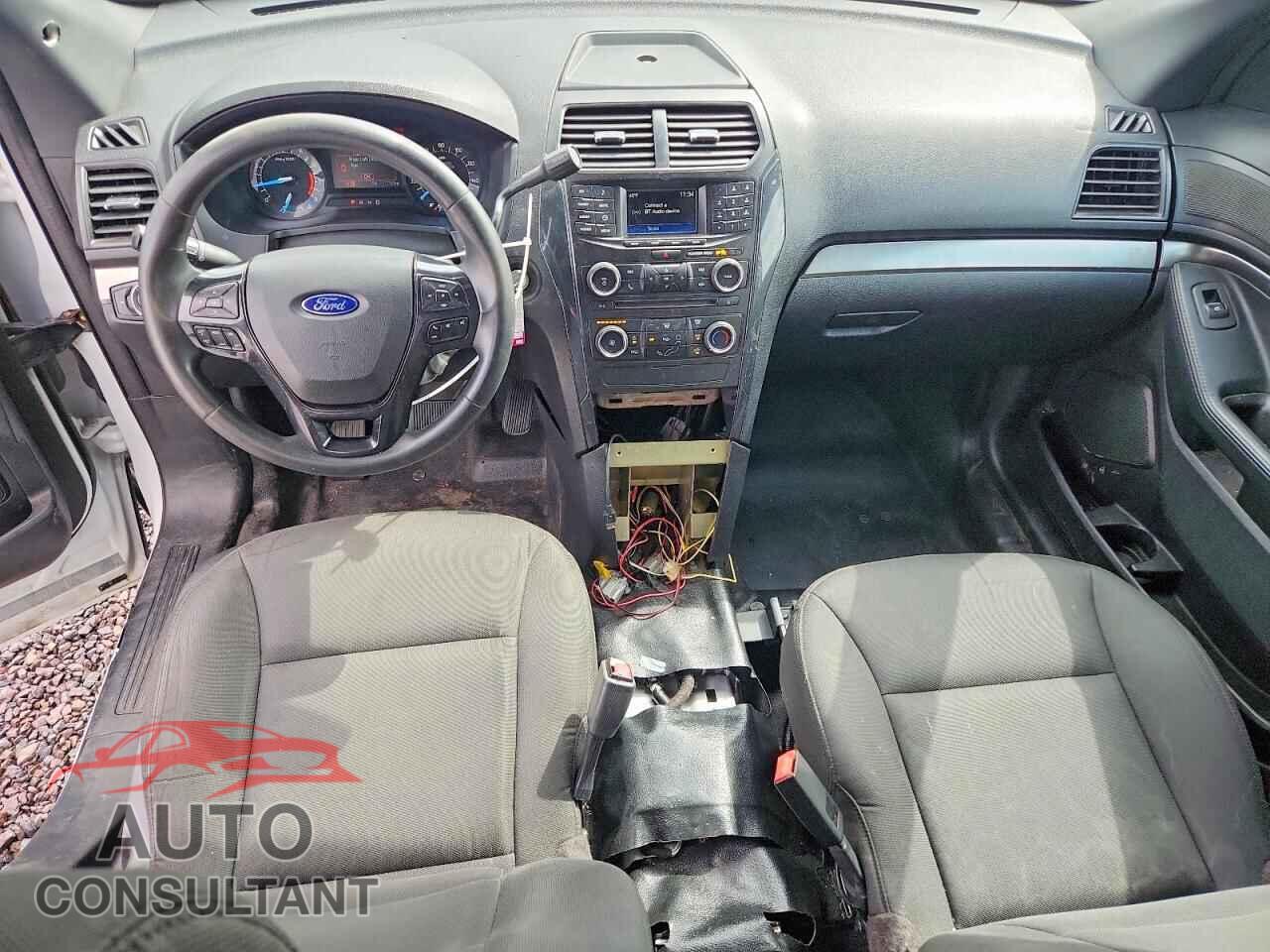 FORD EXPLORER 2017 - 1FM5K8AR0HGE14048