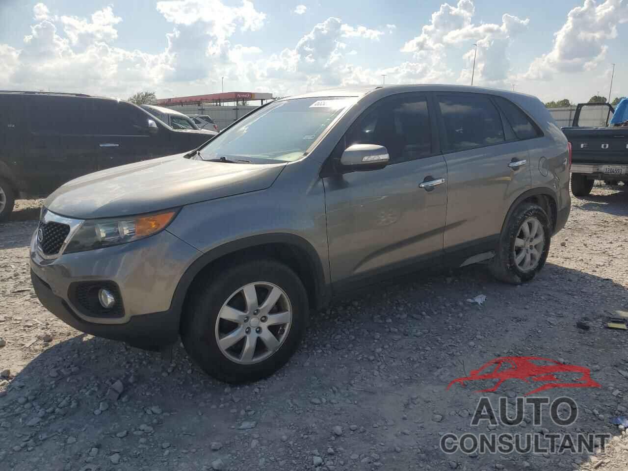 KIA SORENTO 2011 - 5XYKT3A11BG031554